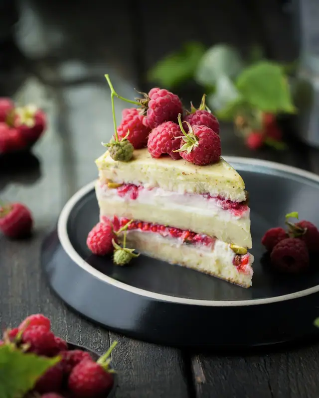 Raspberry Cloud Cake